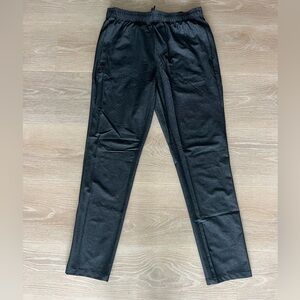 RHONE ‘Guru’ jogger/yoga pants. New, with tags